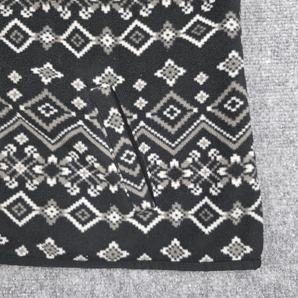 Croft & Barrow Black White Fair Isle Sherpa Fleece Vest WXL Oversized - Picture 10 of 10